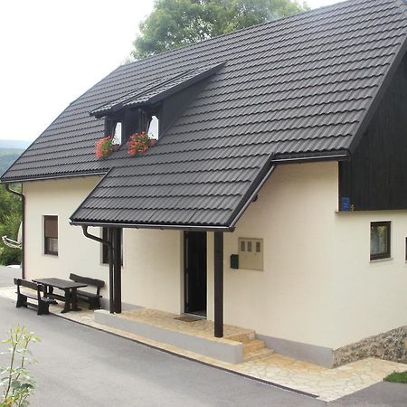 Guest House Korana Bagian luar foto