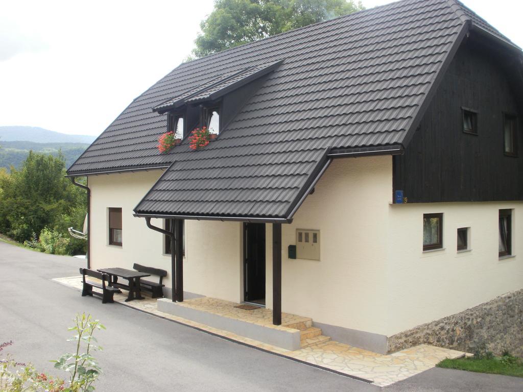 Guest House Korana Bagian luar foto